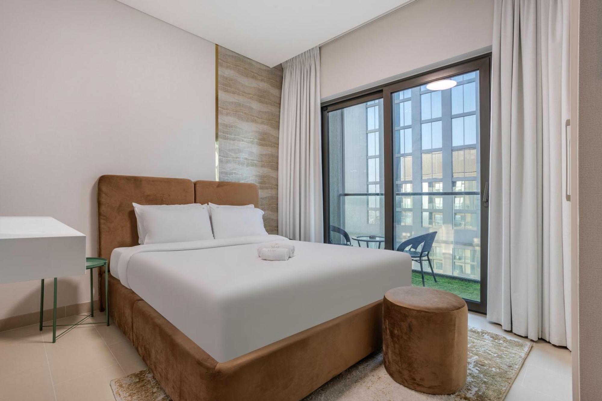 Stay By Latinem Luxury 1Br Plus Study Holiday Home Cv A2712 Near Downtown Dubaï Extérieur photo